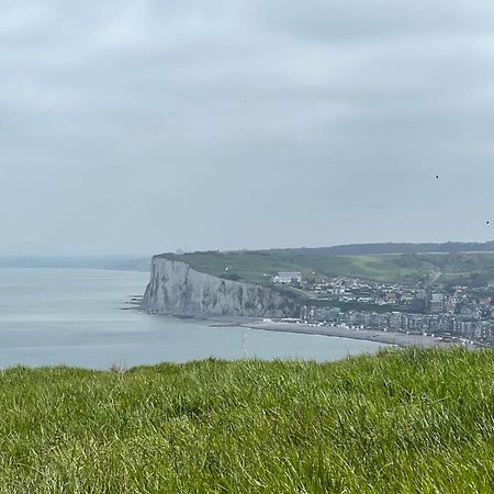 Caprices De Mer Appartement Avec Grand Balcon Et Vue A 300 M Plage, Apercu Mer, Lit Queen Size, Mers Les Bains Le Treport , Petit Dejeuner En Option, 2 Velos Fournis Екстериор снимка